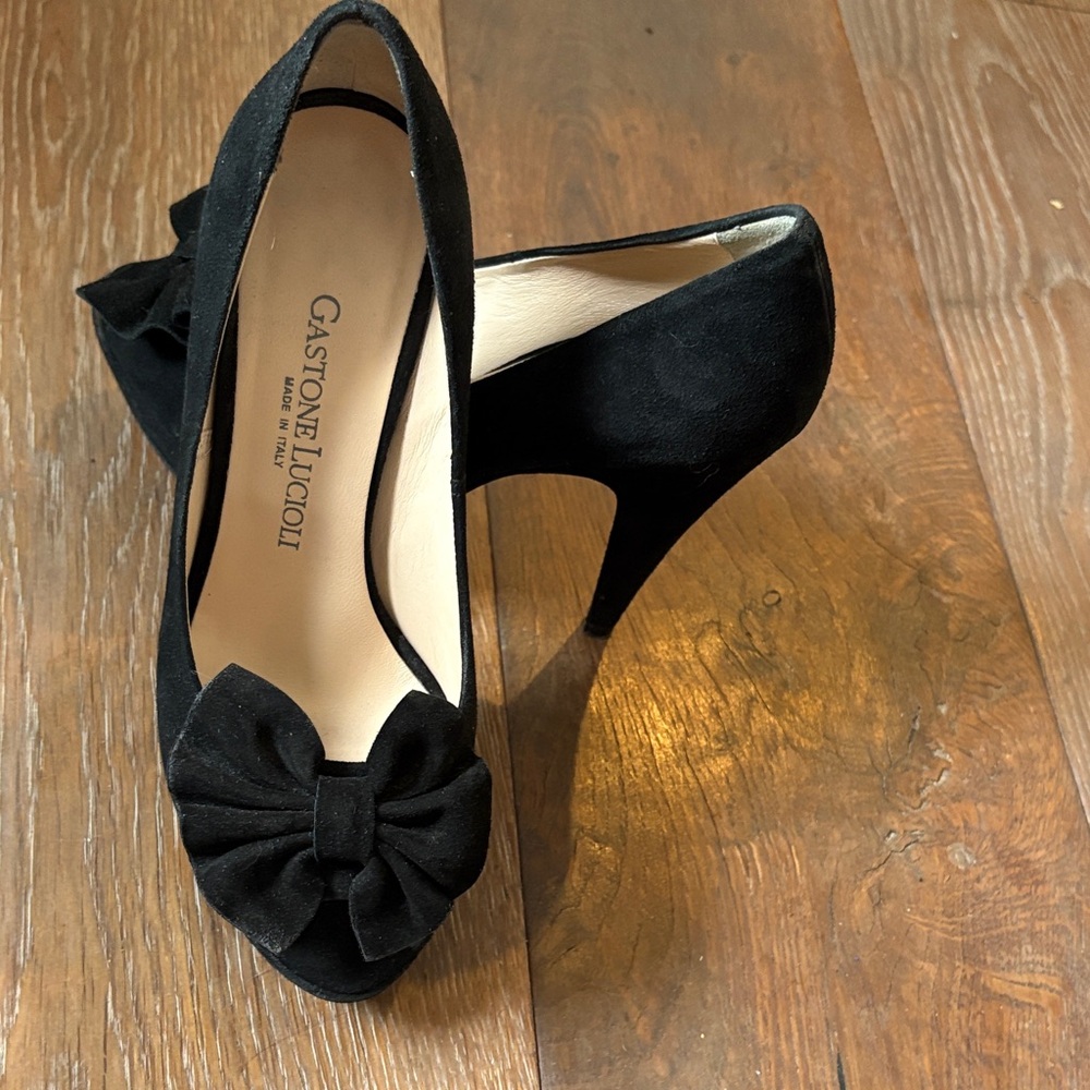 Black Suede Bow Peep-Toe Pumps